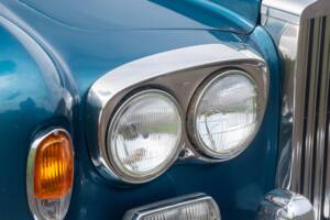 Image 26/50 of Rolls-Royce Silver Shadow I (1976)