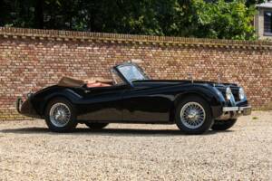 Immagine 35/50 di Jaguar XK 120 DHC (1953)