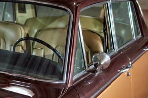 Bild 43/69 von Rolls-Royce Silver Shadow I (1971)