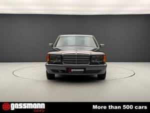 Bild 2/15 von Mercedes-Benz 560 SEL (1990)