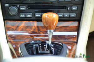 Afbeelding 28/50 van Jaguar XJ 2.7 D (2008)