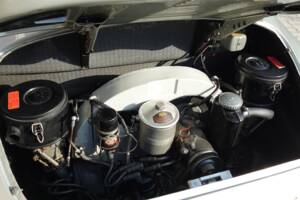 Image 15/29 of Porsche 356 C 1600 (1965)