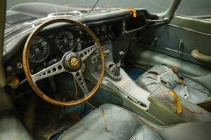 Imagen 3/50 de Jaguar E-Type 3.8 (1963)