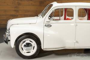 Bild 5/8 von Renault 4 CV (1952)