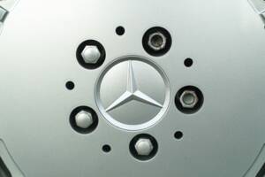 Image 24/50 de Mercedes-Benz 300 SL (1986)