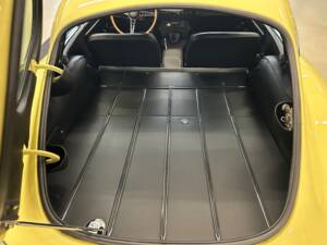Image 17/28 de Jaguar Type E 4.2 (1965)