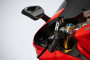 Immagine 19/50 di Ducati DUMMY (2011)