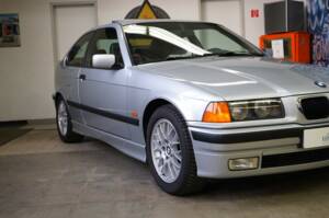 Image 3/31 of BMW 323ti Compact (1998)