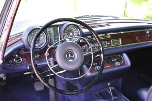 Bild 4/19 von Mercedes-Benz 280 SE 3,5 (1971)