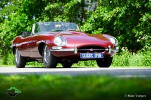 Afbeelding 21/57 van Jaguar E-Type 3.8 (1964)