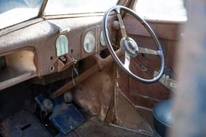 Image 92/134 of Ford V8 (1937)