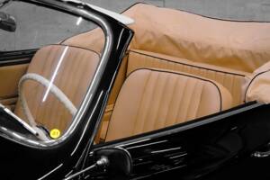 Image 26/50 of Volkswagen Karmann Ghia 1200 (1959)