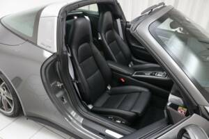 Image 7/20 of Porsche 911 Targa 4S (2016)