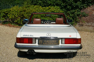 Bild 5/50 von Mercedes-Benz 380 SL (1982)