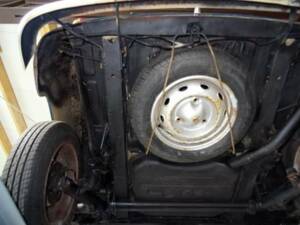 Image 18/30 de Renault R 4 (1979)