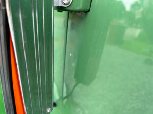 Image 18/50 of Pontiac Quality Six Touring Sedan (1939)