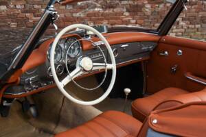 Image 3/50 of Mercedes-Benz 190 SL (1960)