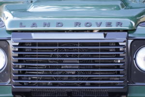 Bild 7/73 von Land Rover Defender 90 (2008)