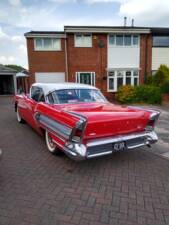Image 48/52 of Buick Special Riviera Coupé (1958)