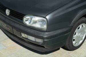 Obraz 11/37 pojazdu Volkswagen Golf III 1.6 (1997)