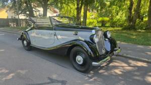 Imagen 3/28 de Mercedes-Benz 170 V  Cabriolet A (1937)