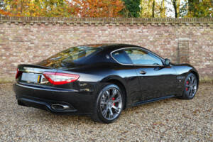 Immagine 43/50 di Maserati GranTurismo S (2010)