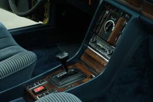 Image 44/76 of Mercedes-Benz 350 SEL (1977)
