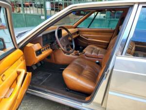Image 15/47 de Maserati Quattroporte 4200 (1981)