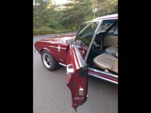 Image 11/16 of Ford Mustang GT 390 (1968)