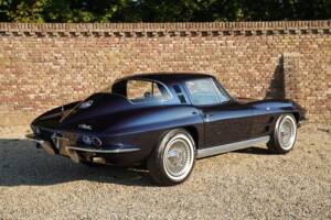 Image 23/50 of Chevrolet Corvette Sting Ray (1964)