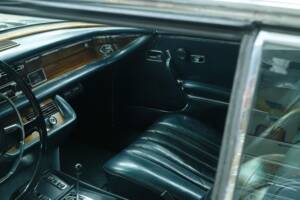 Image 30/50 of Mercedes-Benz 280 SE 3,5 (1970)