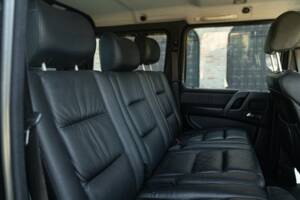 Image 22/48 de Mercedes-Benz G 400 CDI (SWB) (2002)