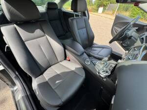 Bild 60/99 von BMW 650i (2007)
