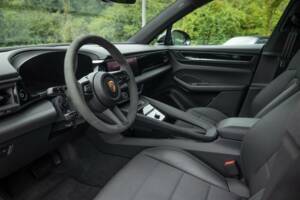 Imagen 3/11 de Porsche Macan 4 (2025)