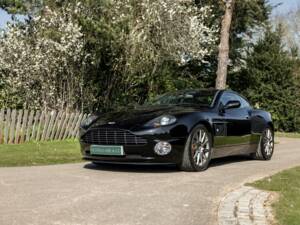 Bild 45/65 von Aston Martin V12 Vanquish S (2007)