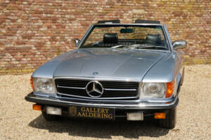 Bild 21/50 von Mercedes-Benz 280 SL (1984)