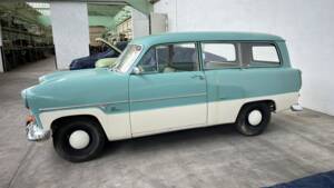 Image 2/20 of Ford Taunus 12m 1200 (1961)