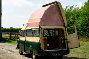 Image 16/50 of Bedford CA Dormobile (1961)