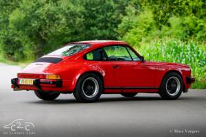 Image 53/63 of Porsche 911 Carrera 3.2 (1986)