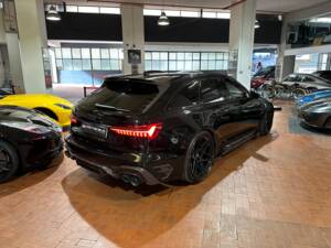 Bild 7/19 von Audi RS6 Avant (2022)