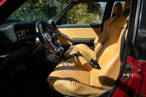 Image 45/63 of Lancia Delta HF Integrale Evoluzione II (1994)