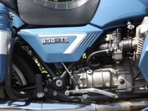 Image 31/50 of Moto Guzzi DUMMY (1994)