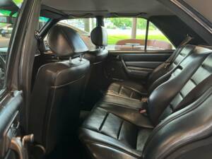 Bild 6/21 von Mercedes-Benz 190 E 2.3-16V (1985)