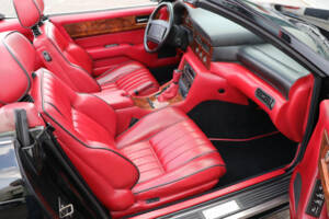 Image 4/44 de Aston Martin Virage Volante (1993)