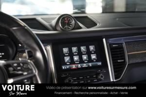 Image 26/29 de Porsche Macan Turbo (2017)