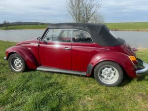 Image 4/18 of Volkswagen Coccinelle 1303 (1979)