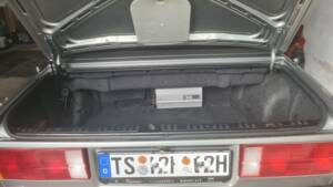 Image 14/18 of BMW 325i (1987)