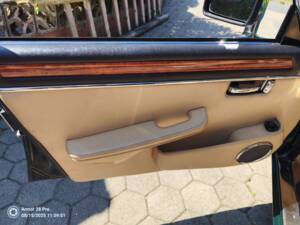Immagine 3/8 di Jaguar XJ 12 (1992)