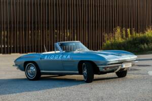 Image 4/35 of Chevrolet Corvette Sting Ray Convertible (1964)