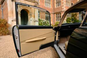 Image 15/15 of Aston Martin DB 5 (1964)
